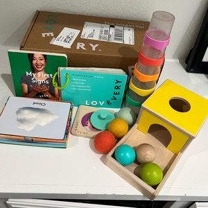 Lovevery the inspector kit 7-8 months